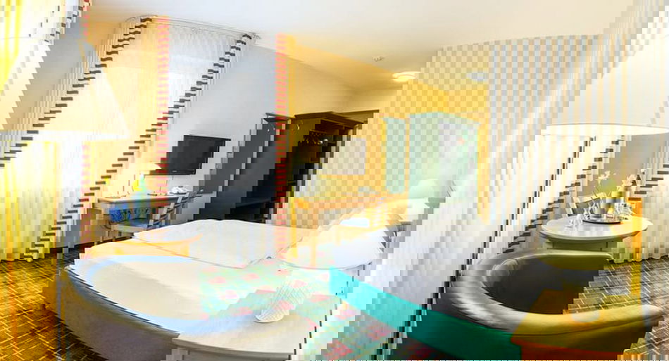 08f4f91f_z