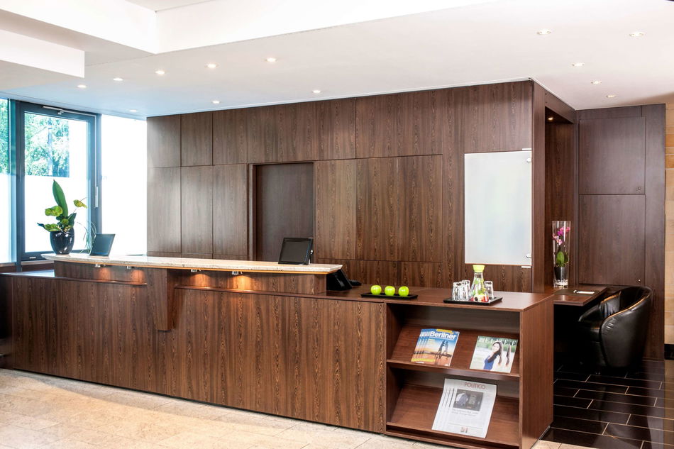 NH Berlin City Ost Lounge / Lobby