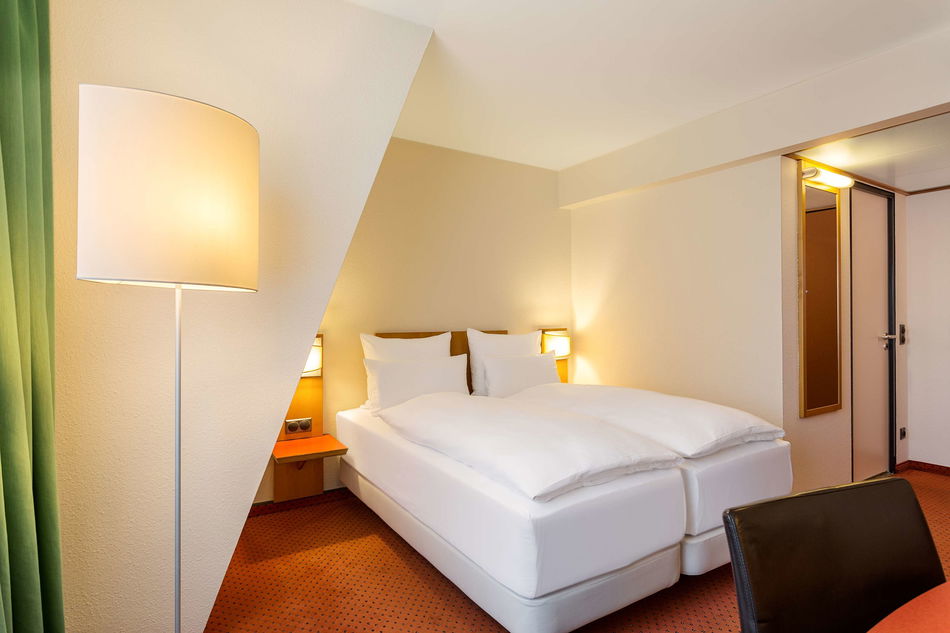NH Berlin City Ost Room Example