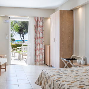 Hotel Georgalas Sun Beach Resort cazare Nea Kallikrateia