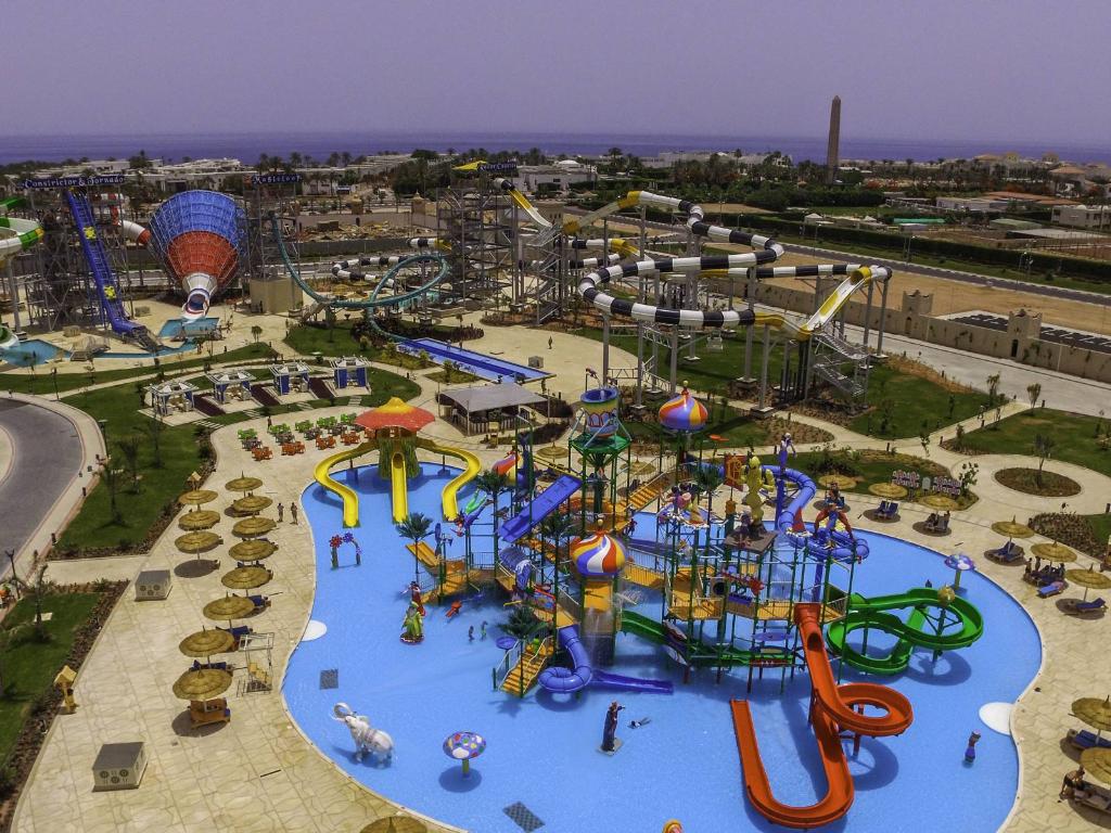 Hotel Pickalbatros Aqua Park (17 Km From Sharm El Sheikh)
