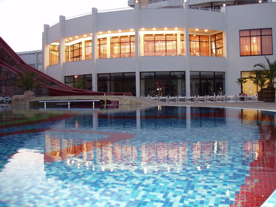 2652489-kuban-resort-aquapark.jpg