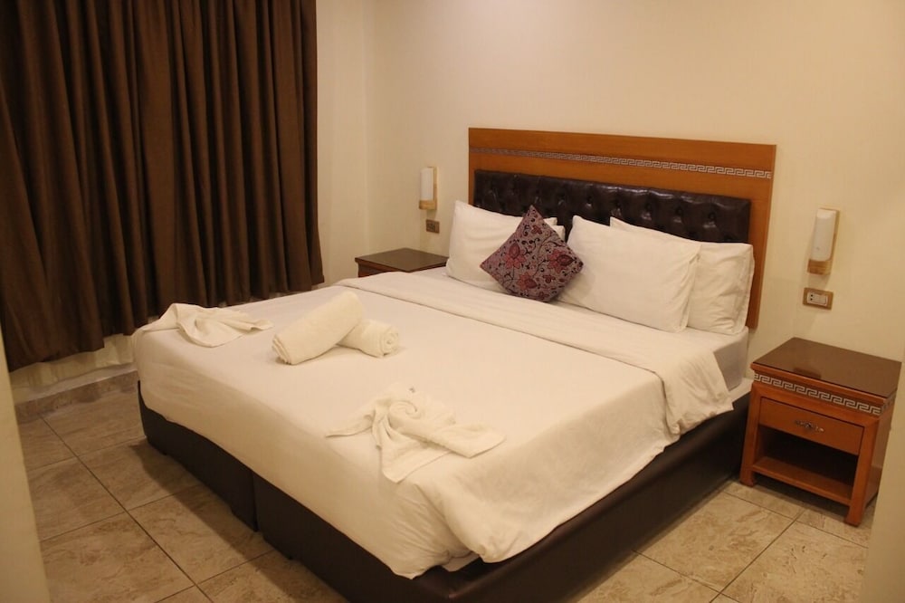 Hotel Jewheret Alswefiah Hotel Suites