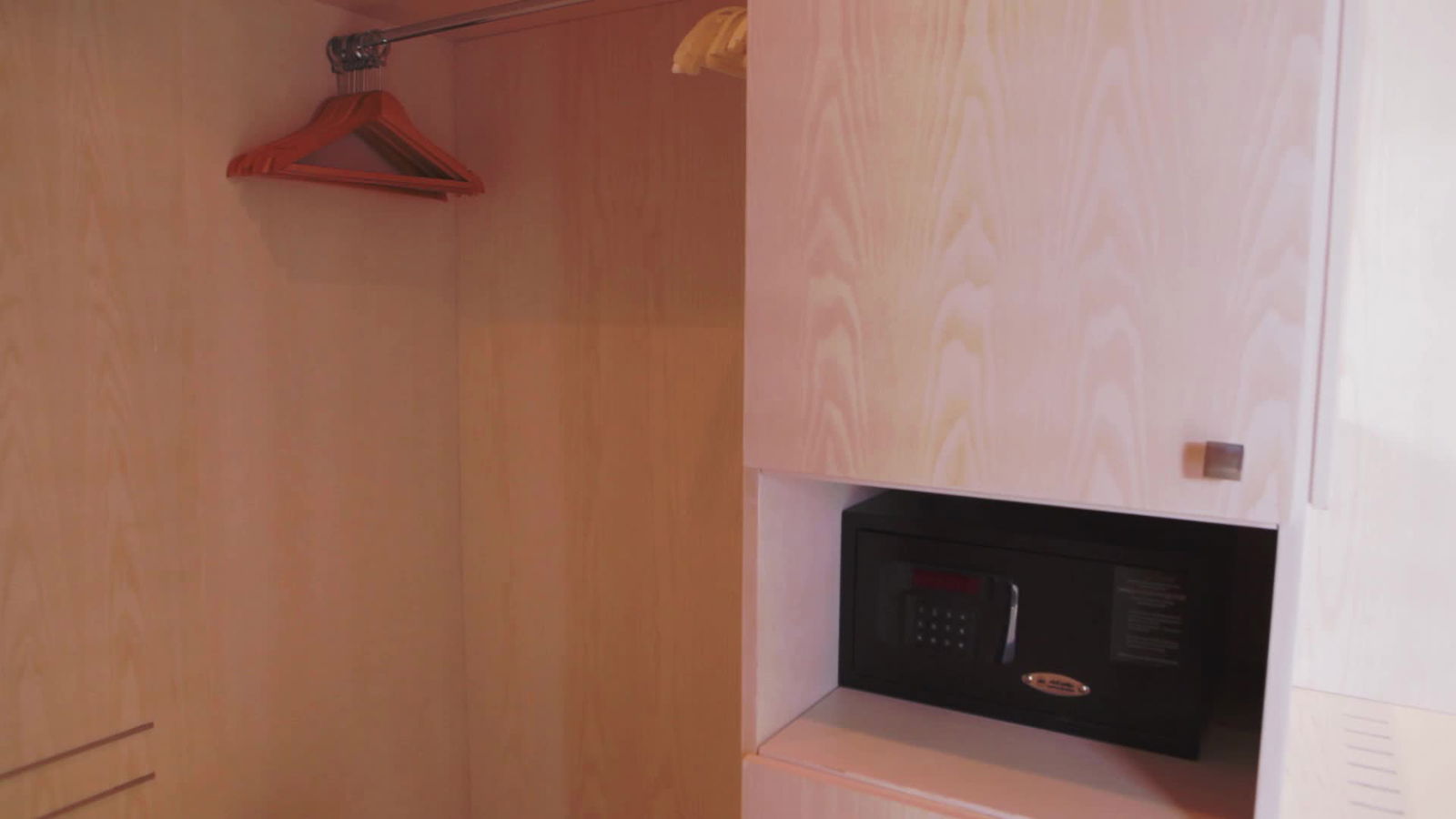 Seabel Rym Beach Room Example