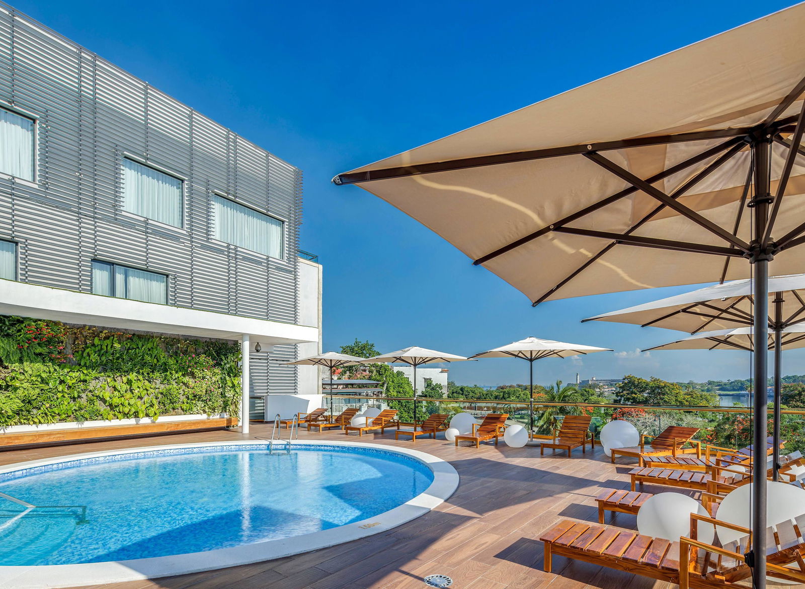 INNSiDE Habana Catedral Outdoor Pool