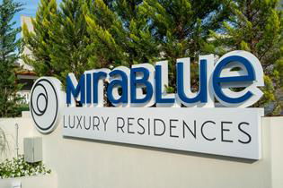 Hotel Mirablue Luxury Residences