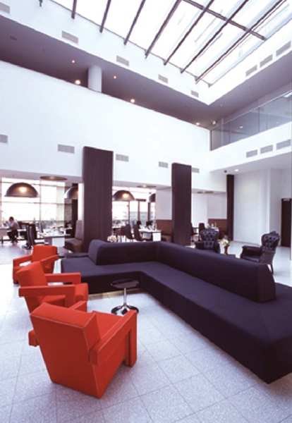 Dutch Design Hotel Artemis Lounge / Lobby