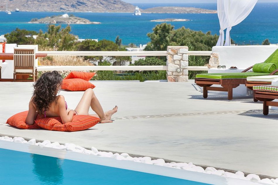 2473872-blue-mare-villas.jpg