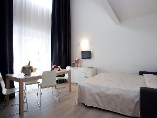2114372-hotel-eden.jpg