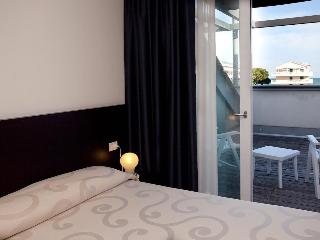 2114435-hotel-eden.jpg