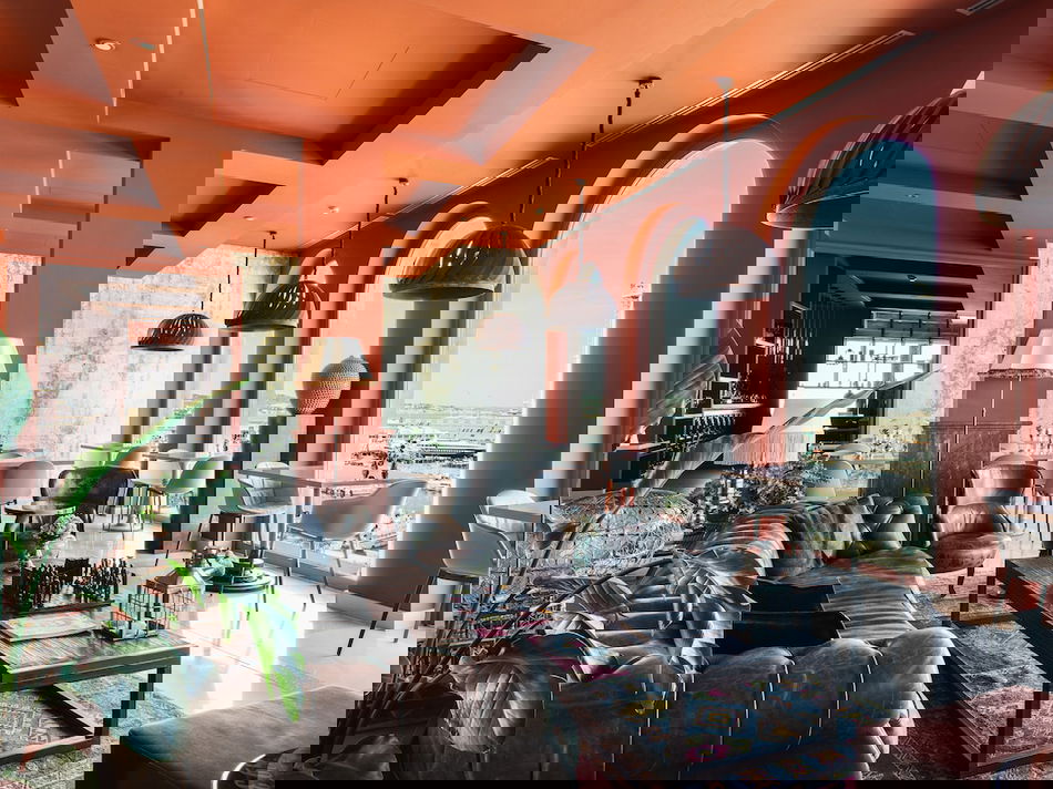 Primary image