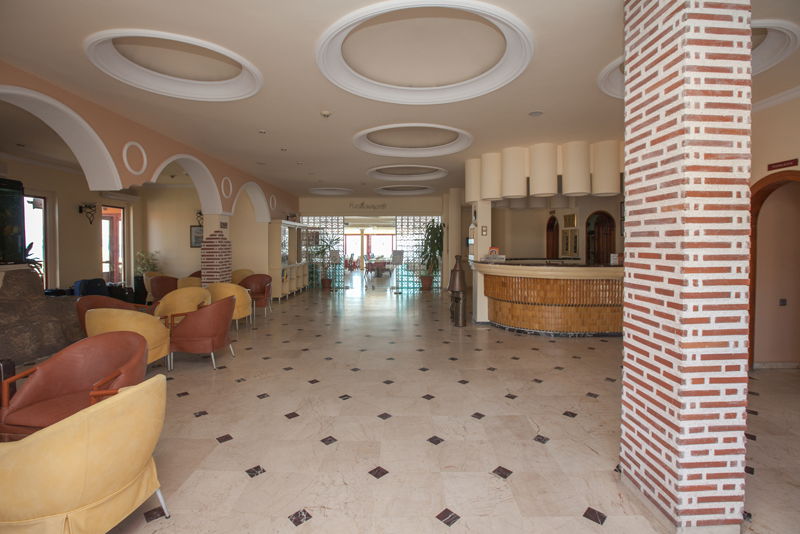 Panorama Hotel Lounge / Lobby