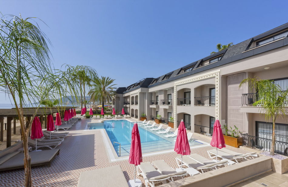 Alaaddin Beach Hotel Outdoor Pool