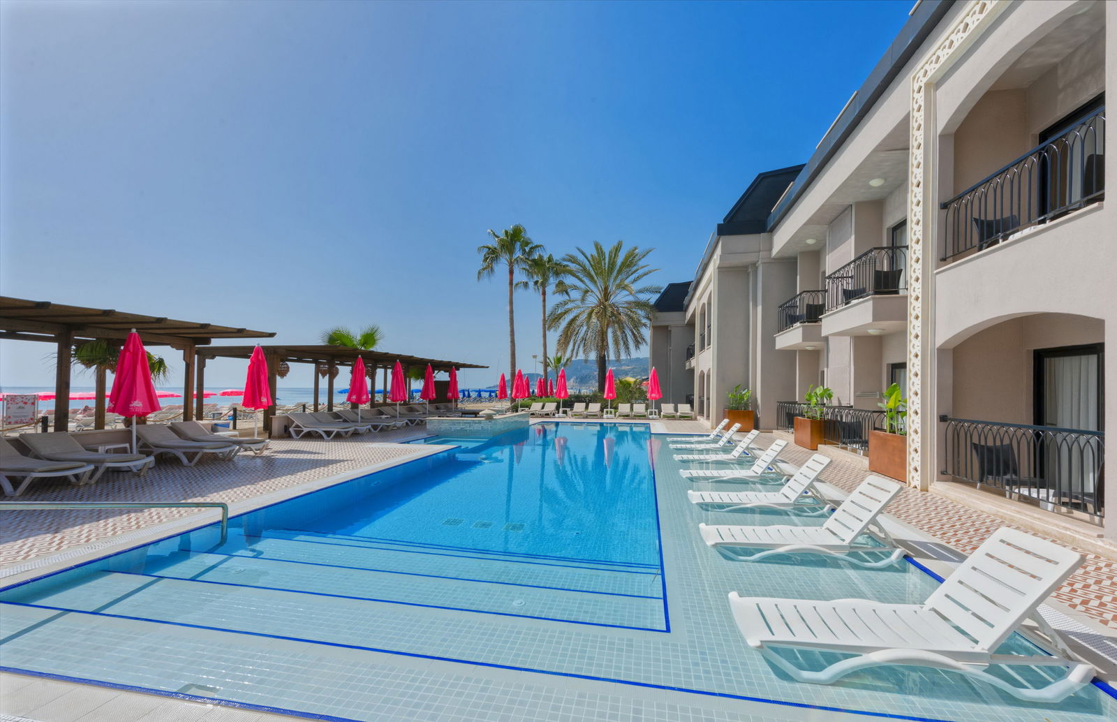 Alaaddin Beach Hotel Outdoor Pool