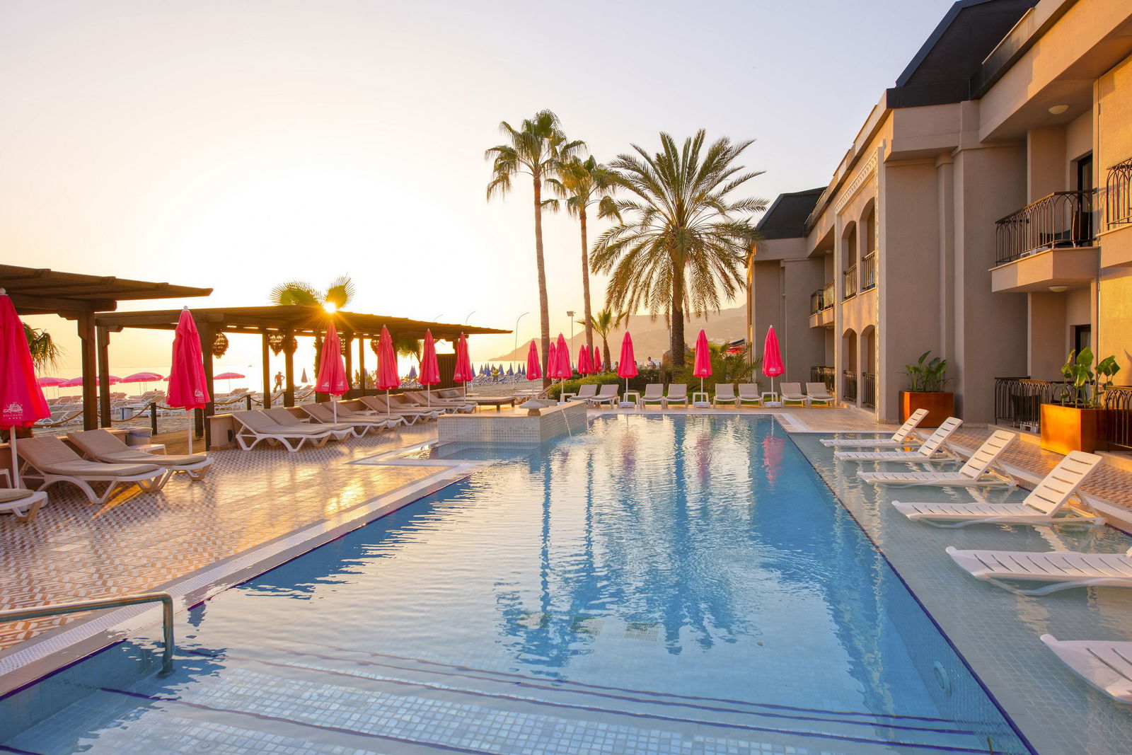 Alaaddin Beach Hotel Outdoor Pool