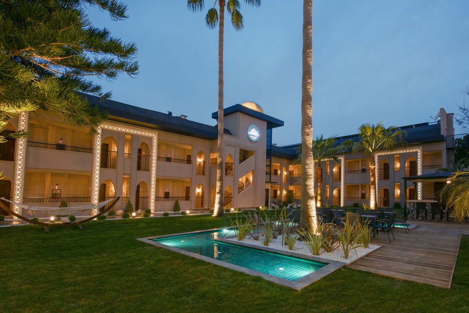 Alaaddin Beach Hotel Outdoor Pool