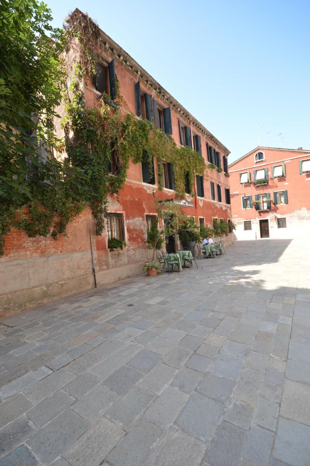 Hotel Albergo Marin