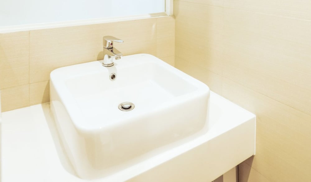 Bathroom sink