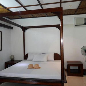 Hotel Dolarog Beach Resort cazare El Nido