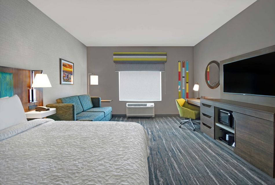Hampton Inn Las Vegas Strip South Room Example
