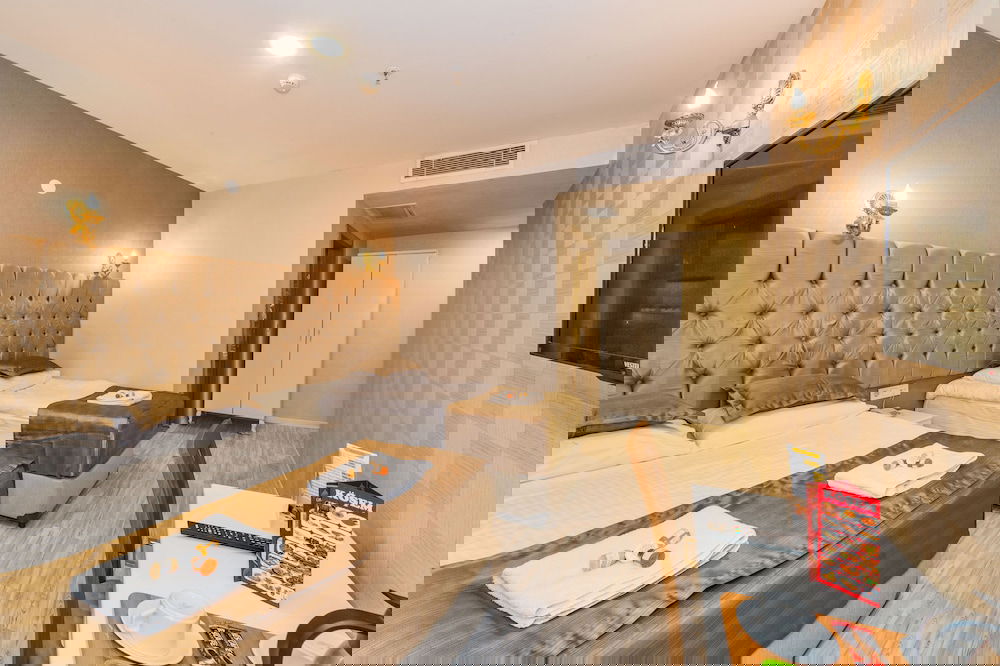 Grand Pamir Hotel