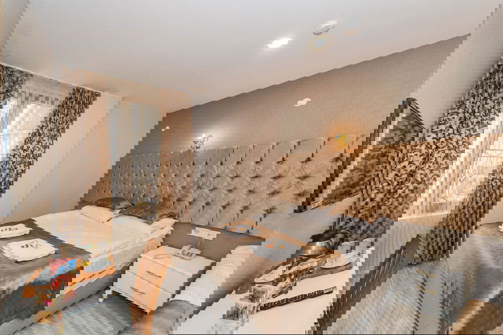 Grand Pamir Hotel