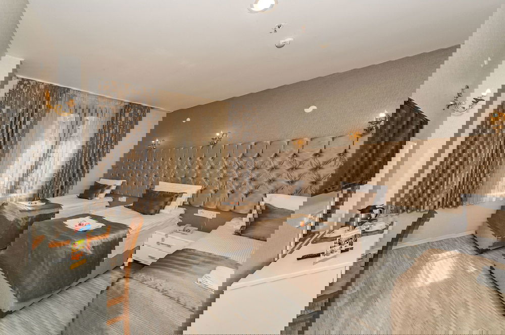 Grand Pamir Hotel