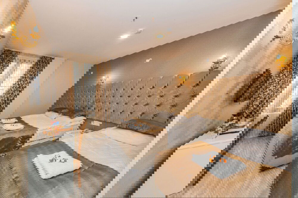 Grand Pamir Hotel