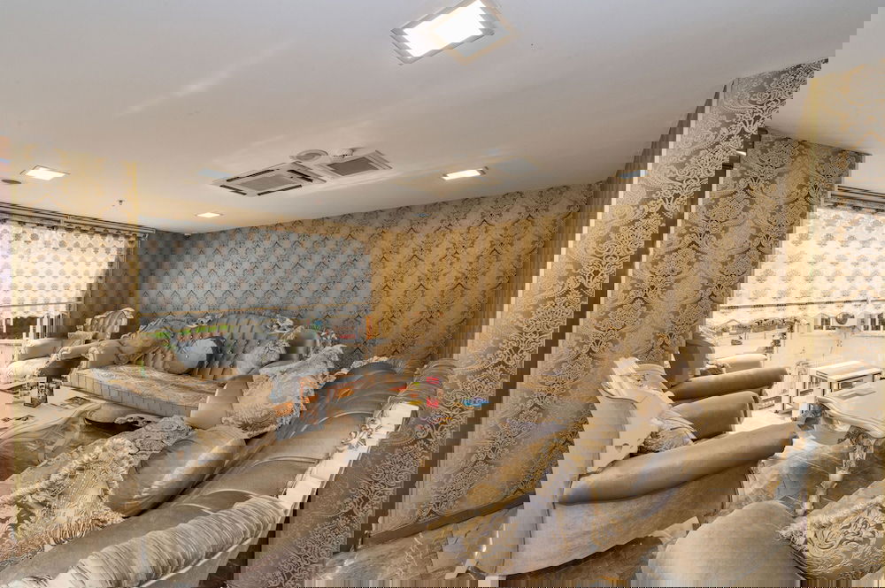 Grand Pamir Hotel